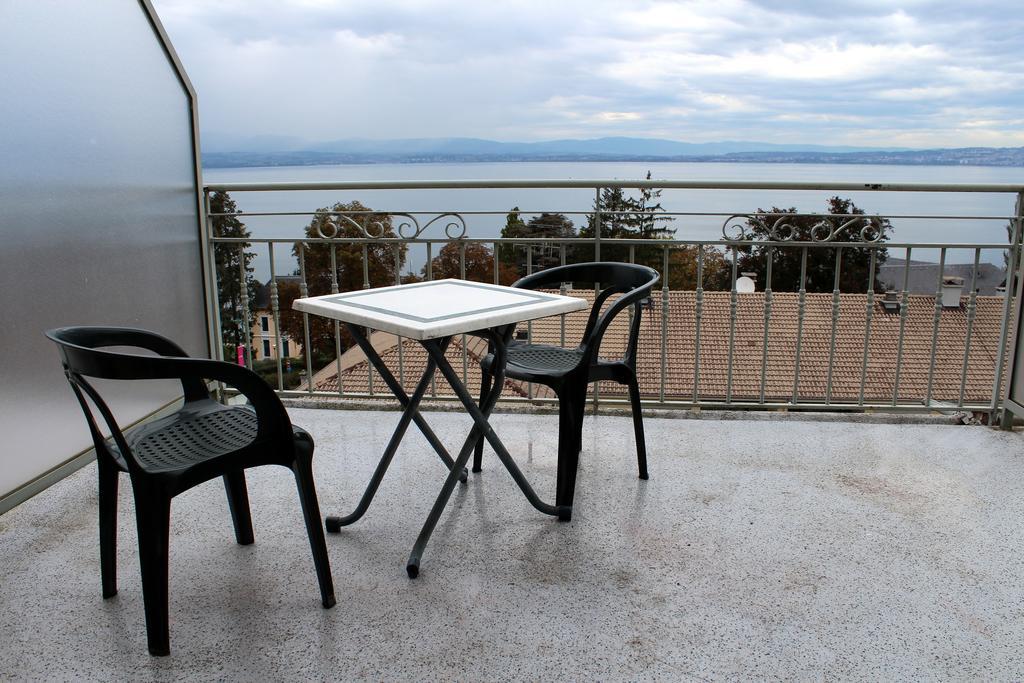 Hotel Evian Express - Terminus Bagian luar foto