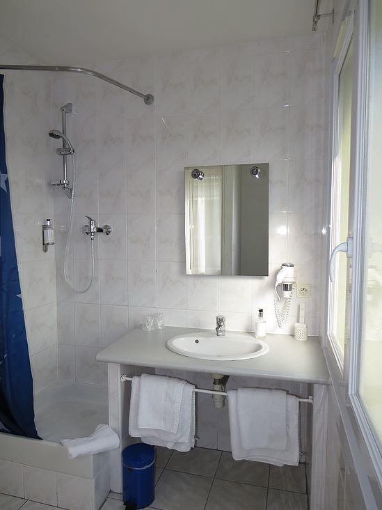 Hotel Evian Express - Terminus Bagian luar foto