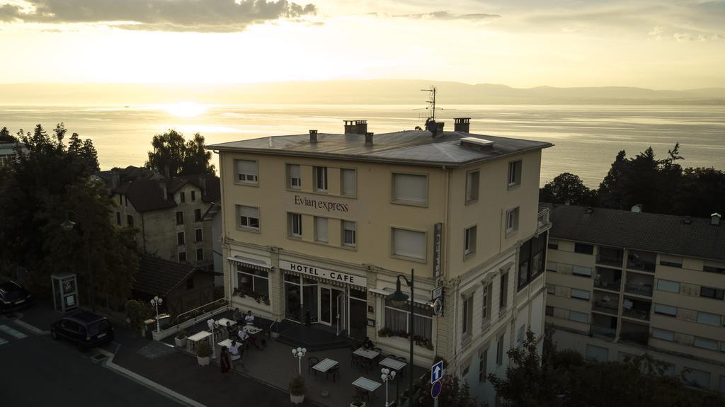 Hotel Evian Express - Terminus Bagian luar foto